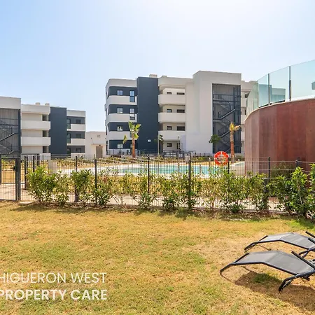 Apartment Higueron West Property Collection - The Nest By The Pool By Hwpc