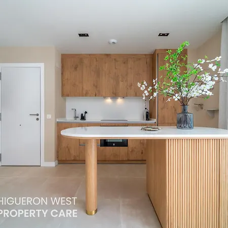 Higueron West Property Collection - The Nest By The Pool By Hwpc Apartment *